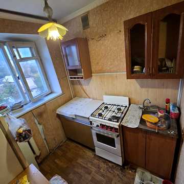 Андрея Шептицького вул., 10