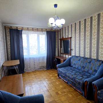 Олешківська вул. (Орловська), 15