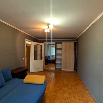 Степана Бандери вул., 60