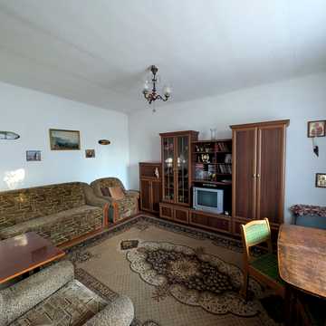 Затишна вул., 4