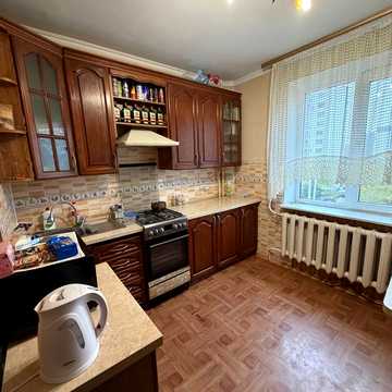 Івана Величковського вул., 48
