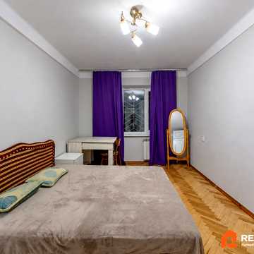 Солом'янська вул., 19