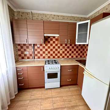 Степана Бандери вул., 20/1