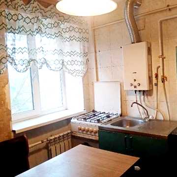 Центральний просп. (Леніна), 71