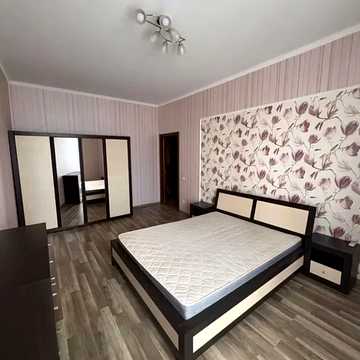 Лесі Українки бульв., 7-А
