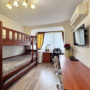 Василя Барки вул. (Олександра Горовиця), 5