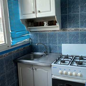 Молодіжна вул., 34