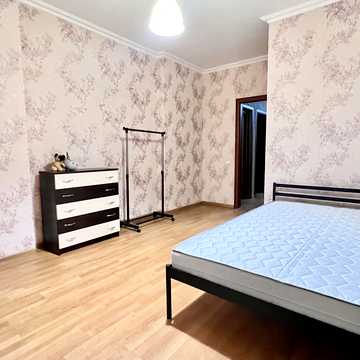 Петра Калнишевського вул. (Михайла Майорова), 8