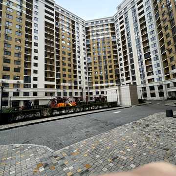 Князя Ярослава Мудрого просп. (Академіка Глушка), (Будинок)
