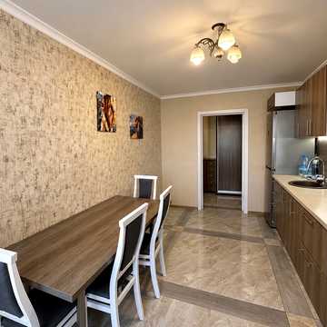 Миколи Бажана просп., 24/1