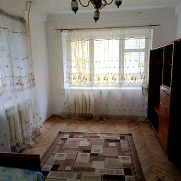 Гоголівська вул., 29