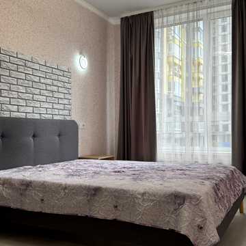 Кадетський Гай вул., 10
