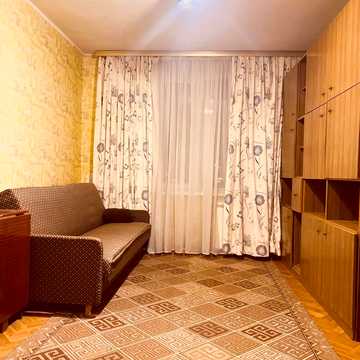Амвросія Бучми бульв., 8