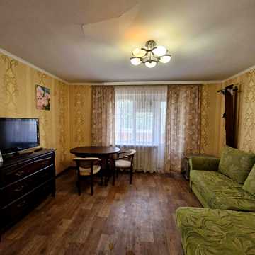 Віталія Гуляєва вул. (Контр-адмірала Луніна), 7б