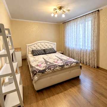 Миколи Бажана просп., 24/1