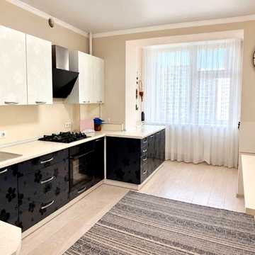 Панаса Мирного вул., 37/3