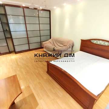 Миколи Бажана просп., 14