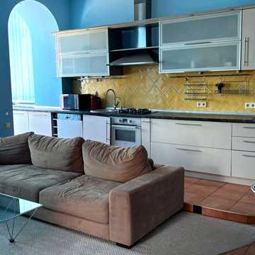 Жилянська вул., 104/24