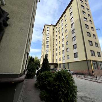 Незалежності вул., 136