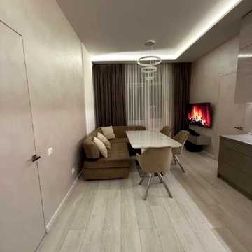 Кулишівська вул. (Сергія Лазо), 30