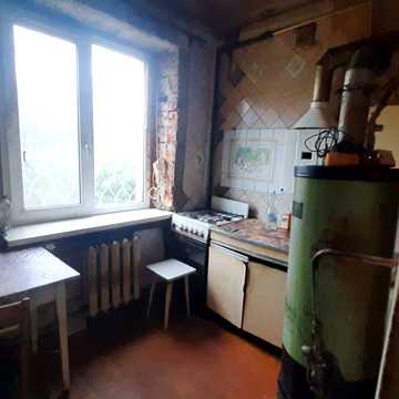 П'ятисоницька, 22