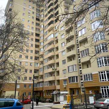Сонячна вул., 4