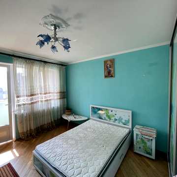 Пасічна вул., 171