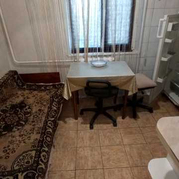 Райдужна вул., 39