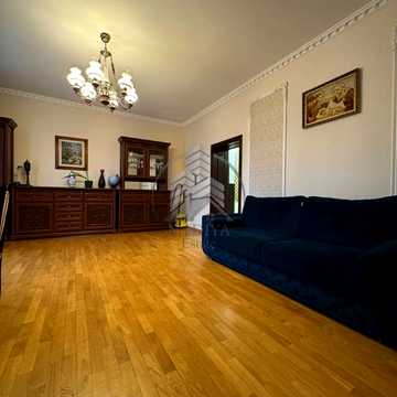 Академіка Рудницького вул., 36