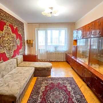 Івана Миколайчука вул. (Фелікса Кона), 11