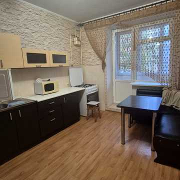 Академіка Сахарова вул., 20