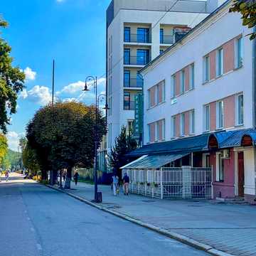 Івана Франка вул., 48