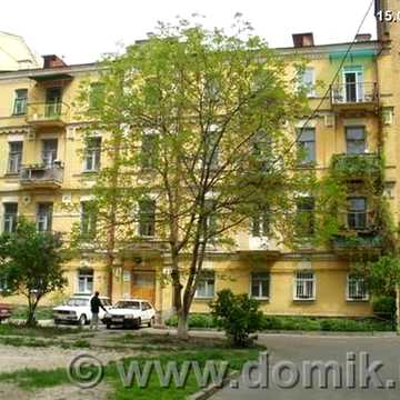 Івана Франка вул., 15