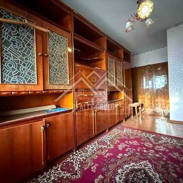 Тесленка вул., 40