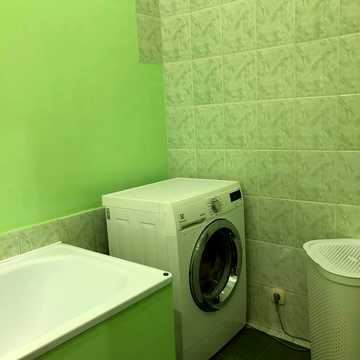 Плиткова вул., 79