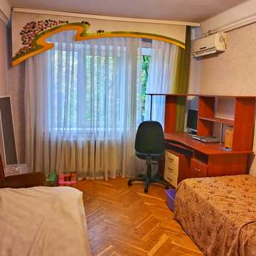 Кубанської України вул. (Маршала Жукова), 35/24