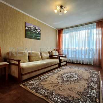 Березняківська вул., 2