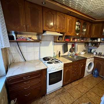 Деповська вул., 4