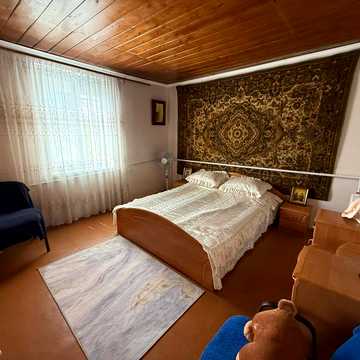 Моторна вул., 261