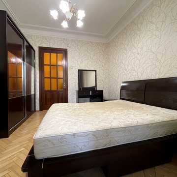 Професора Підвисоцького вул., 7
