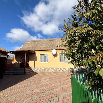 Гагаріна, 17