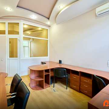 Тараса Шевченка бульв., 31