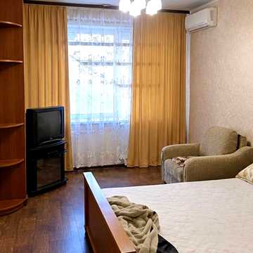 Петра Калнишевського просп. (Косіора), 49