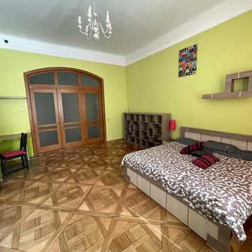 Академіка Філарета Колесси вул. (), 13