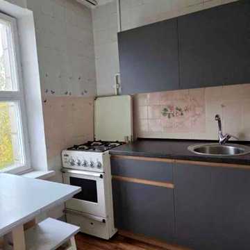 Вацлава Гавела бульв. (Івана Лепсе), 21-Б