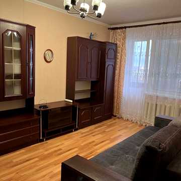 Огнівська вул., 12