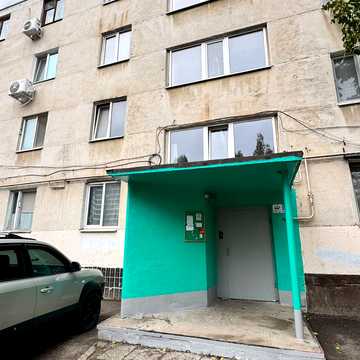 Жоліо Кюрі вул., 24а