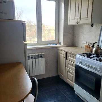 Осіння вул., 7