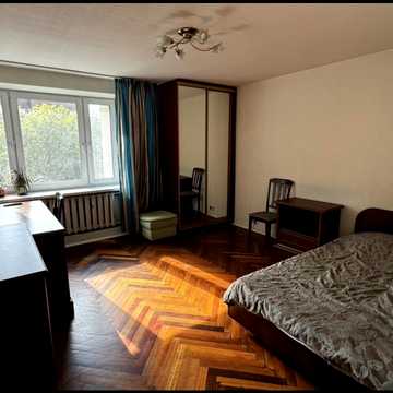 Велика Васильківська вул. (Червоноармійська), 85-87