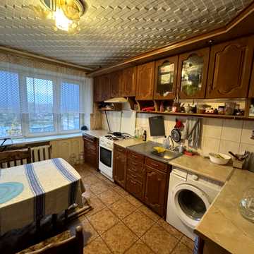 Деповська вул., 4